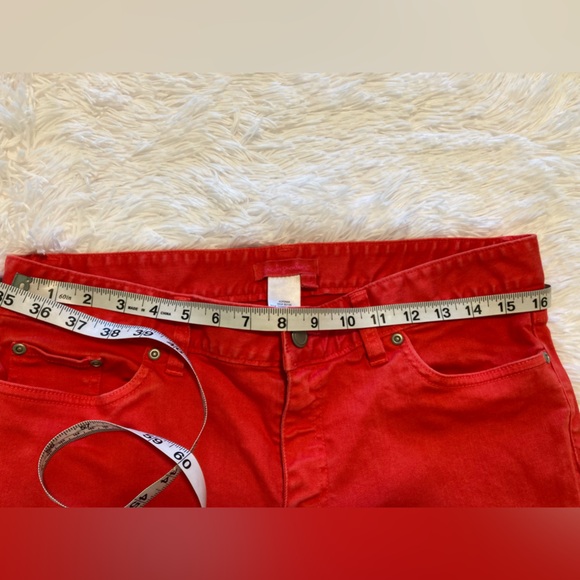 Stretchy Denim Capri Pants - Picture 5 of 7